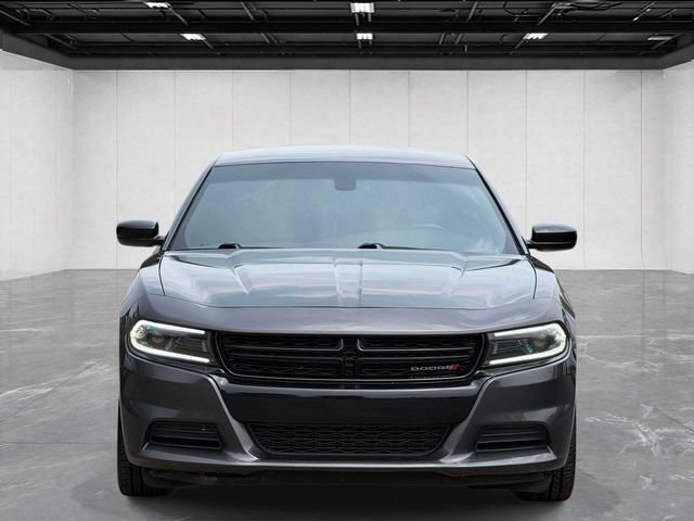 Used 2022 Dodge Charger SXT w/ Blacktop Package RWD image 2