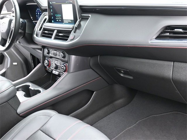 Used 2024 Chevrolet Suburban RST w/ Luxury Package image 32