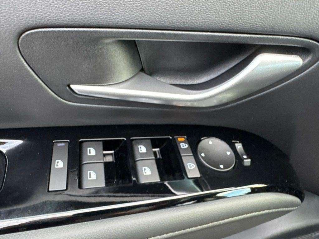New 2026 Hyundai Tucson Limited AWD/4WD image 11