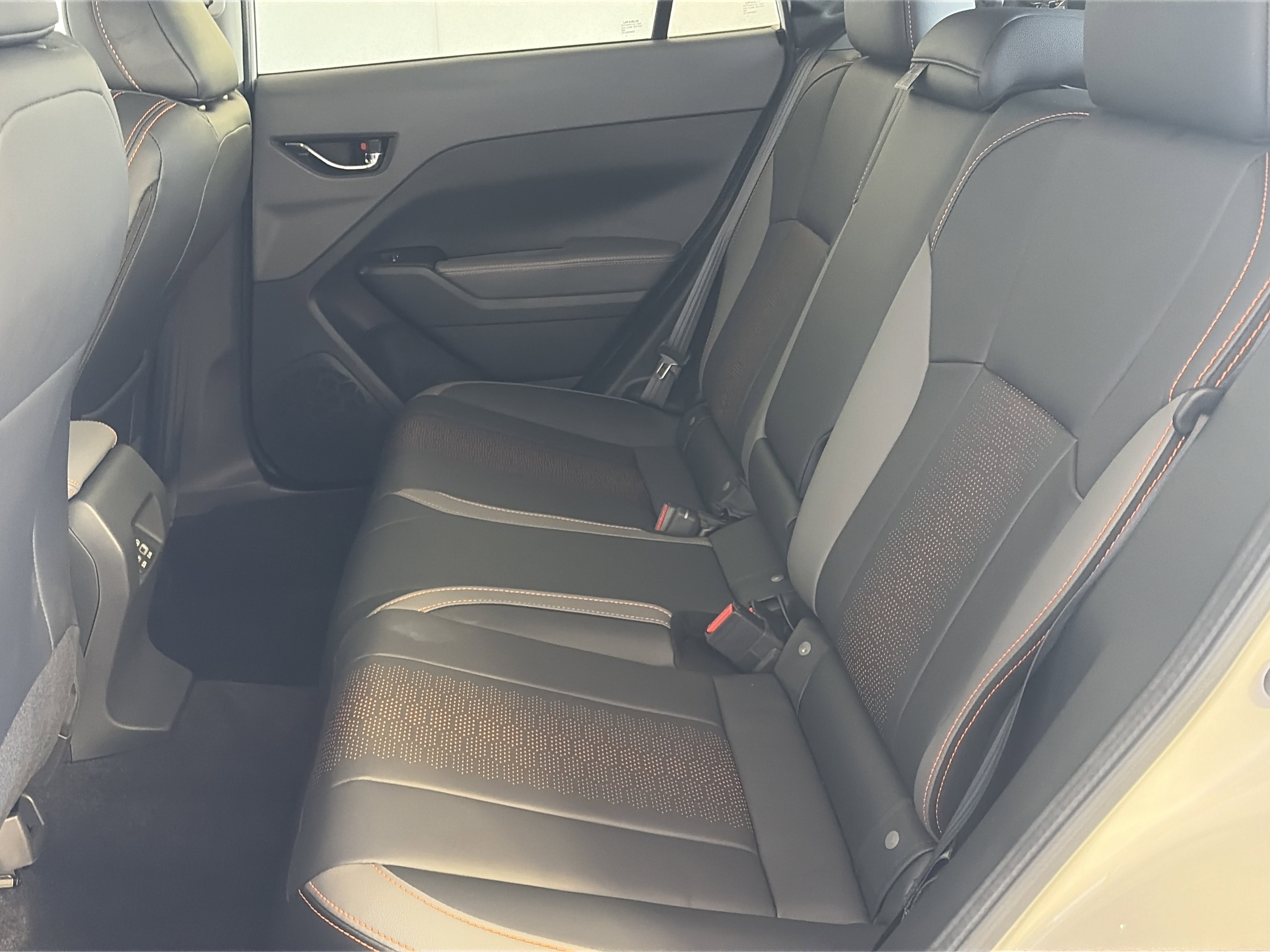 Certified 2025 Subaru Crosstrek 2.5i Limited w/ Popular Package #3A image 25