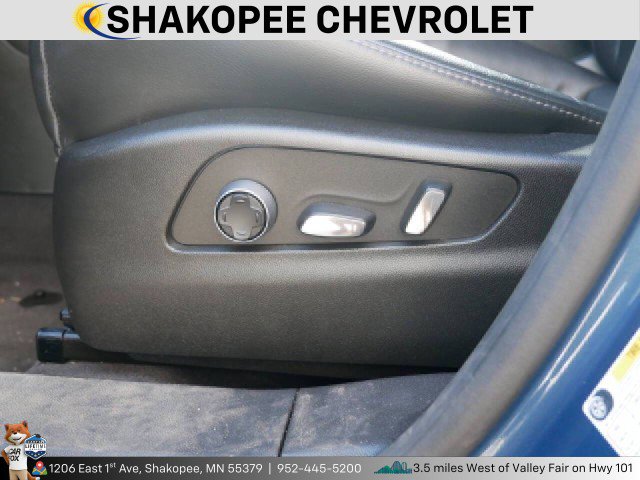 Used 2024 Cadillac XT4 Premium Luxury image 14