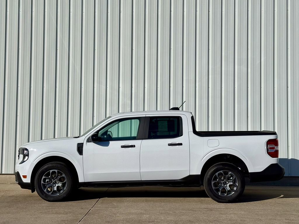 New 2025 Ford Maverick XLT w/ XLT Luxury Package image 2
