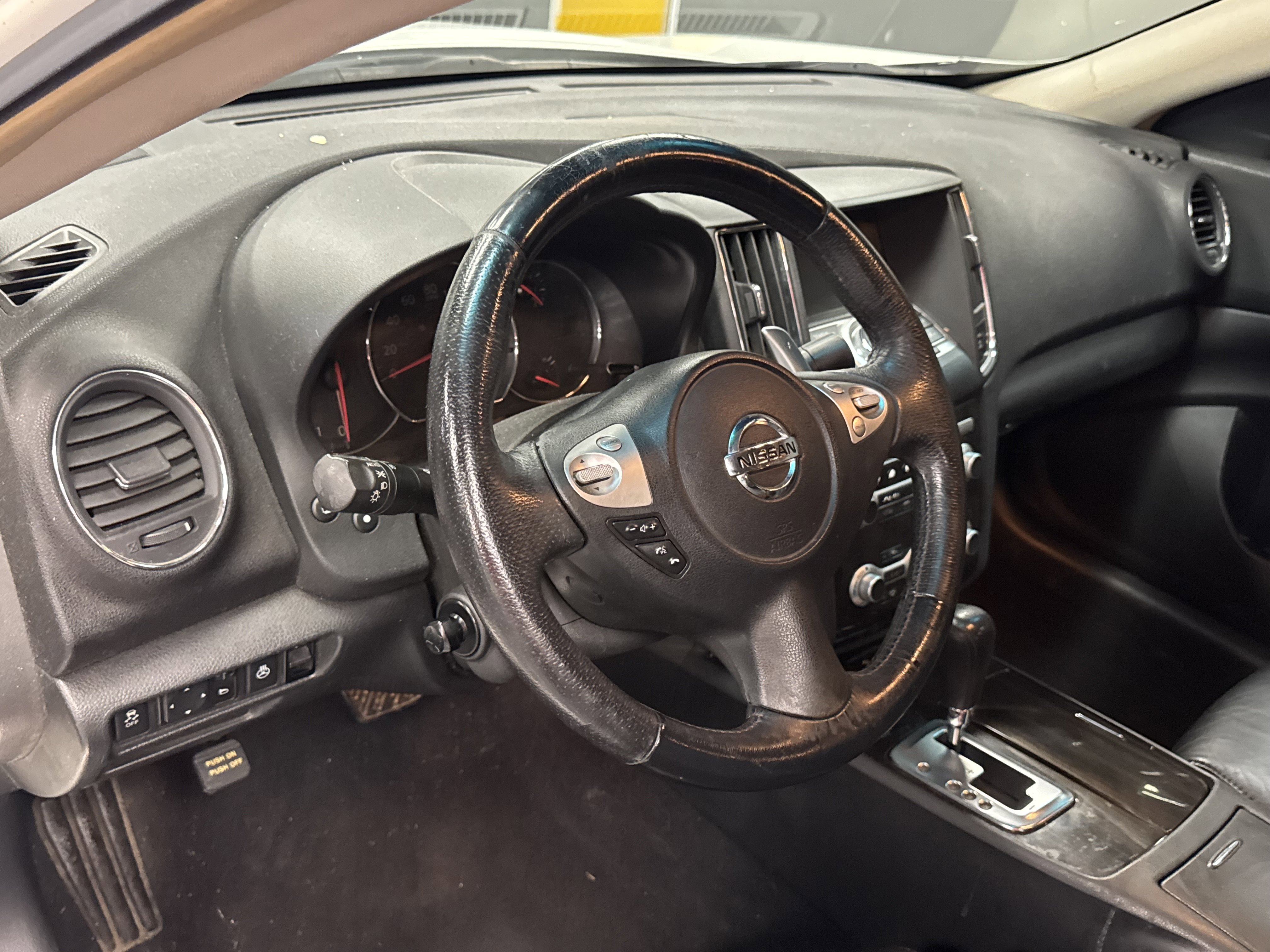 Used 2013 Nissan Maxima 3.5 SV w/ Premium Pkg image 9