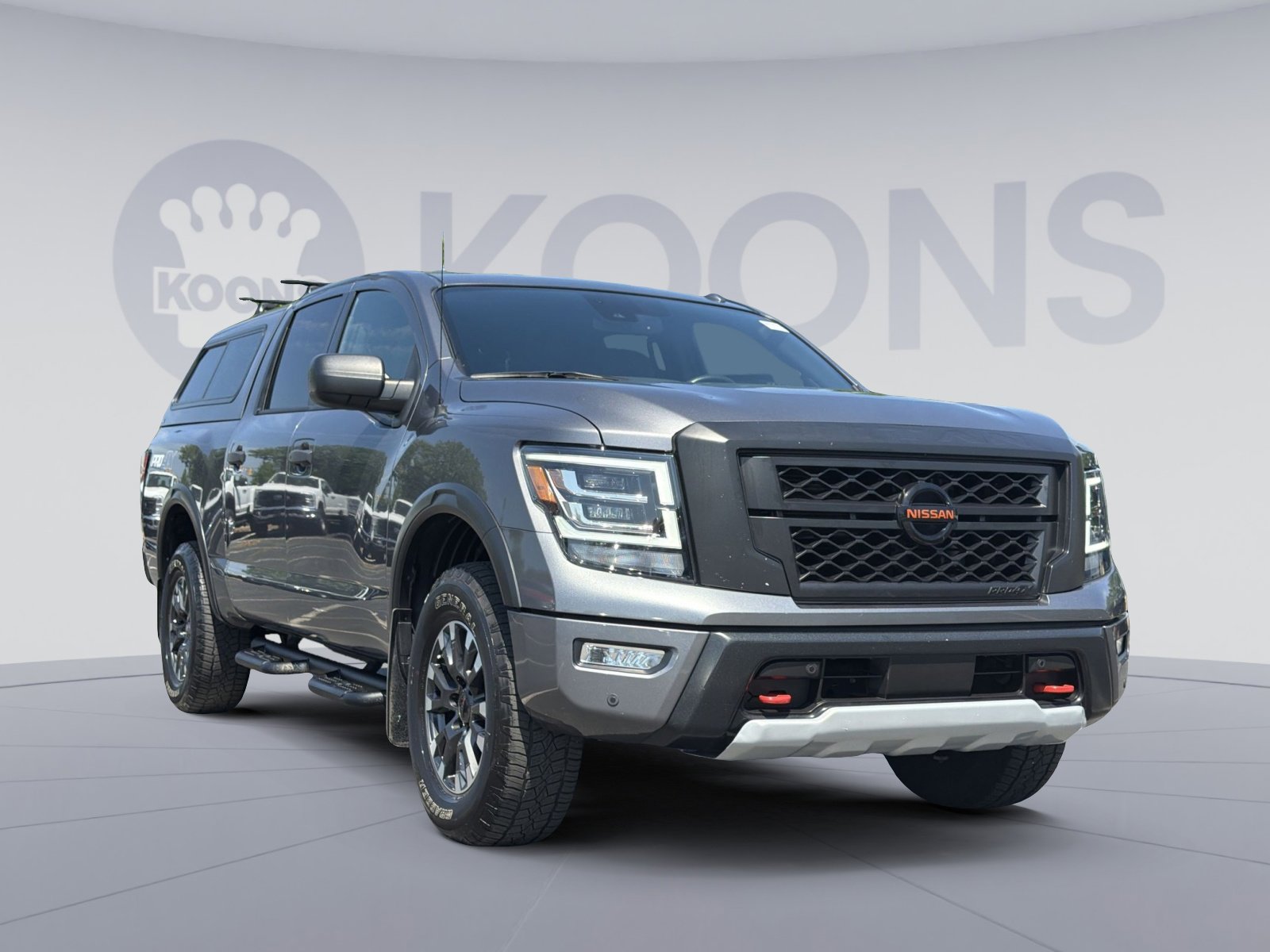 Used 2021 Nissan Titan PRO-4X w/ Pro-4x Utility Package image 18