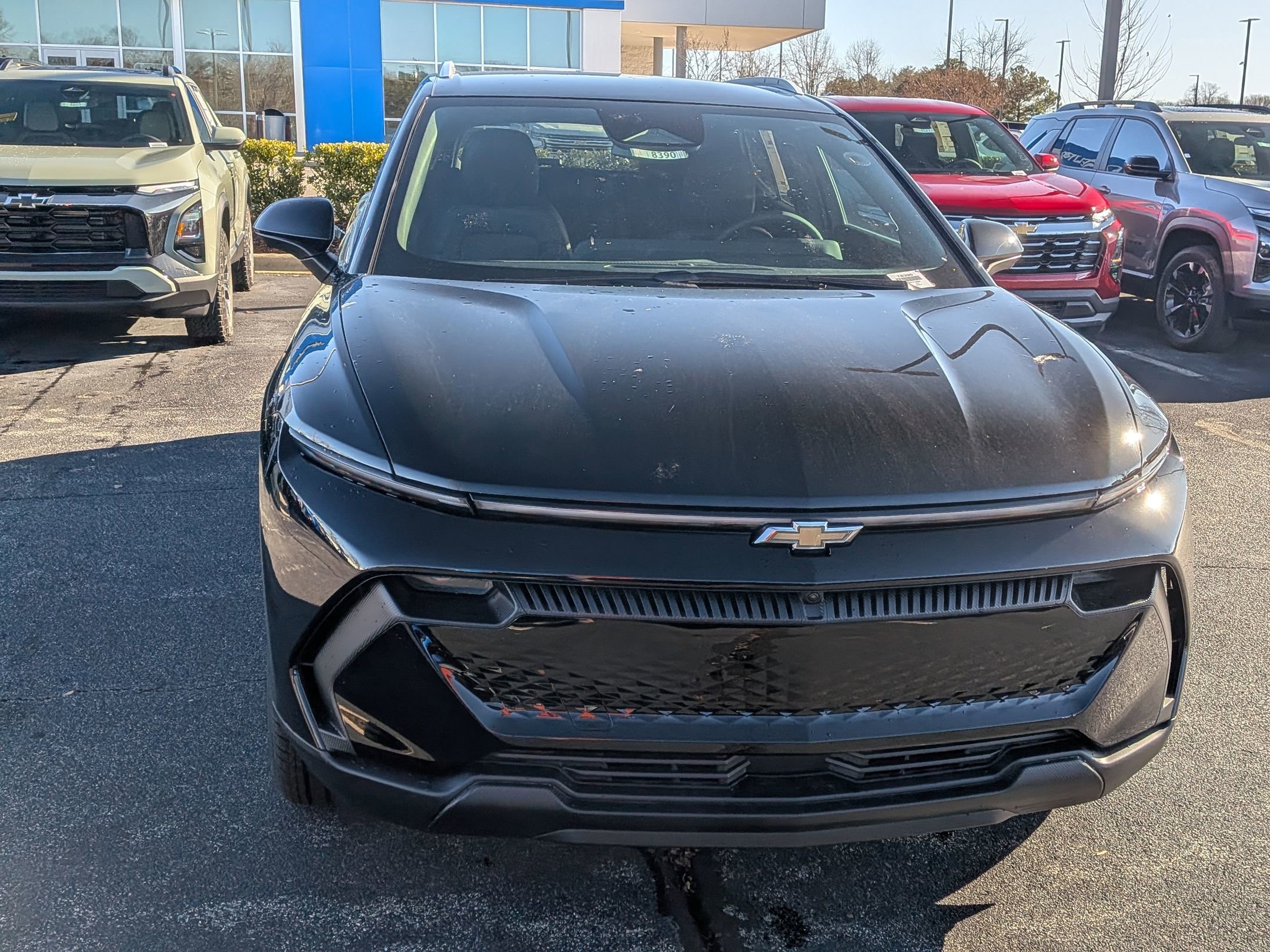 New 2026 Chevrolet Equinox EV LT FWD image 2