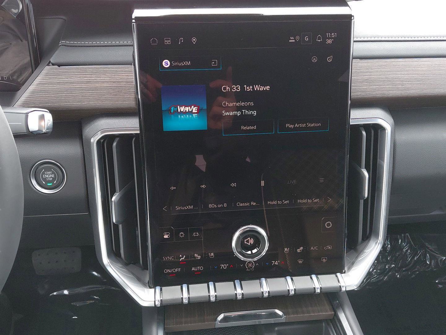 New 2026 GMC Acadia Denali w/ Super Cruise Package image 30