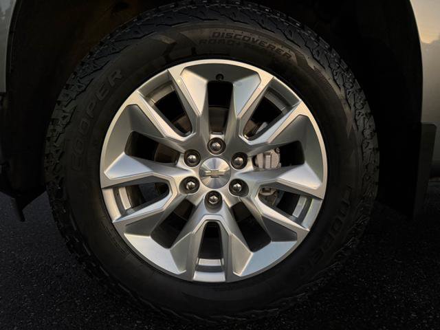 Used 2020 Chevrolet Silverado 1500 Custom w/ Custom Value Package image 24