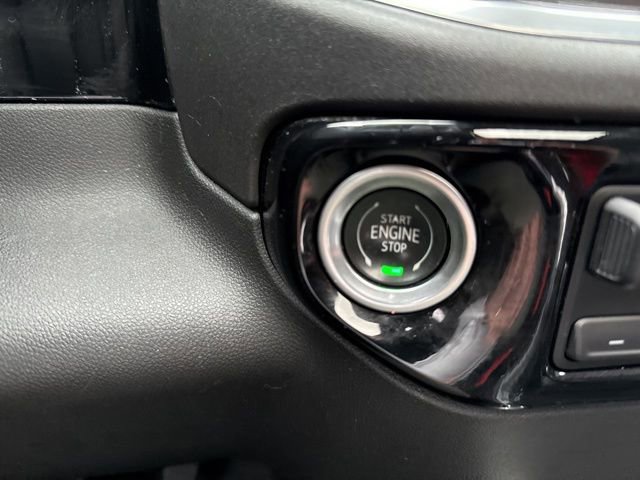 Used 2022 Chevrolet Silverado 1500 LTZ image 24