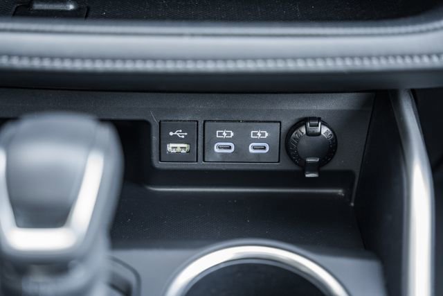 Used 2022 Toyota Highlander XLE image 30