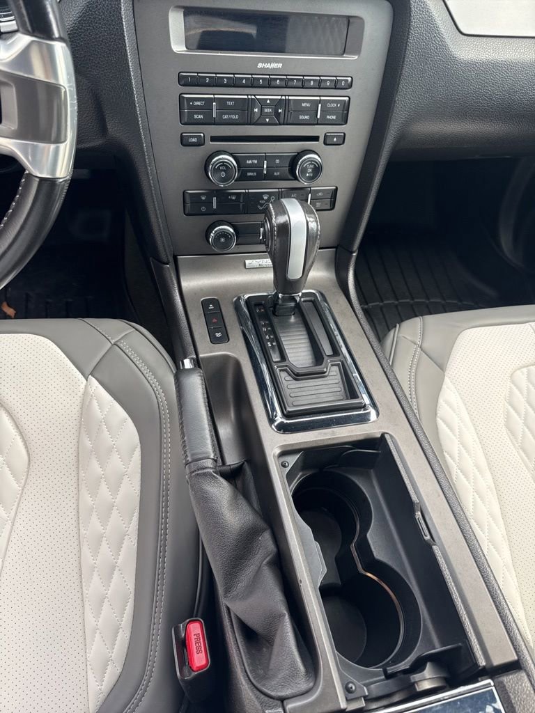 Used 2014 Ford Mustang Premium image 19