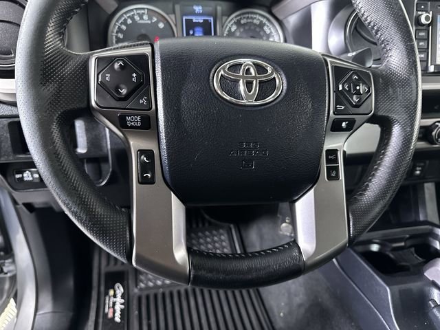Used 2019 Toyota Tacoma SR5 RWD image 11