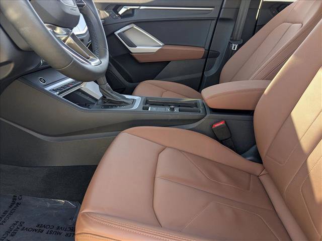 Certified 2025 Audi Q3 2.0T Premium Plus w/ Premium Plus Package image 14