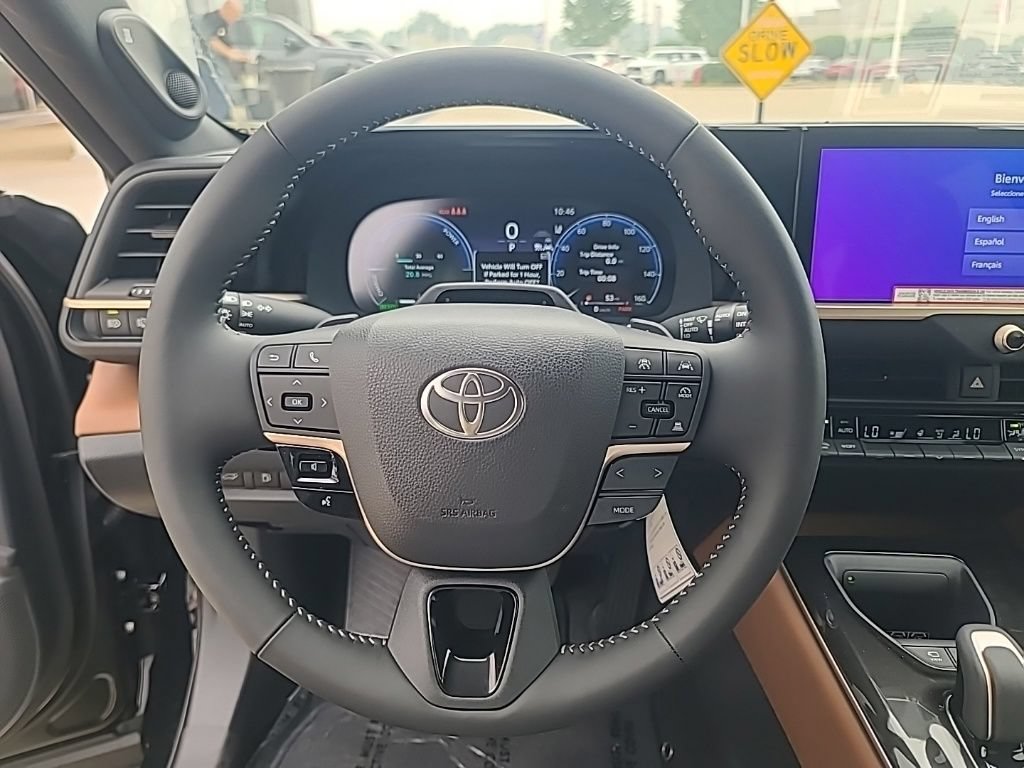 Used 2026 Toyota Crown Signia w/ Advanced Technology Package AWD/4WD image 32
