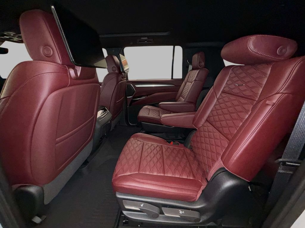 Used 2026 Cadillac Escalade ESV Sport w/ Touring Package AWD/4WD image 13