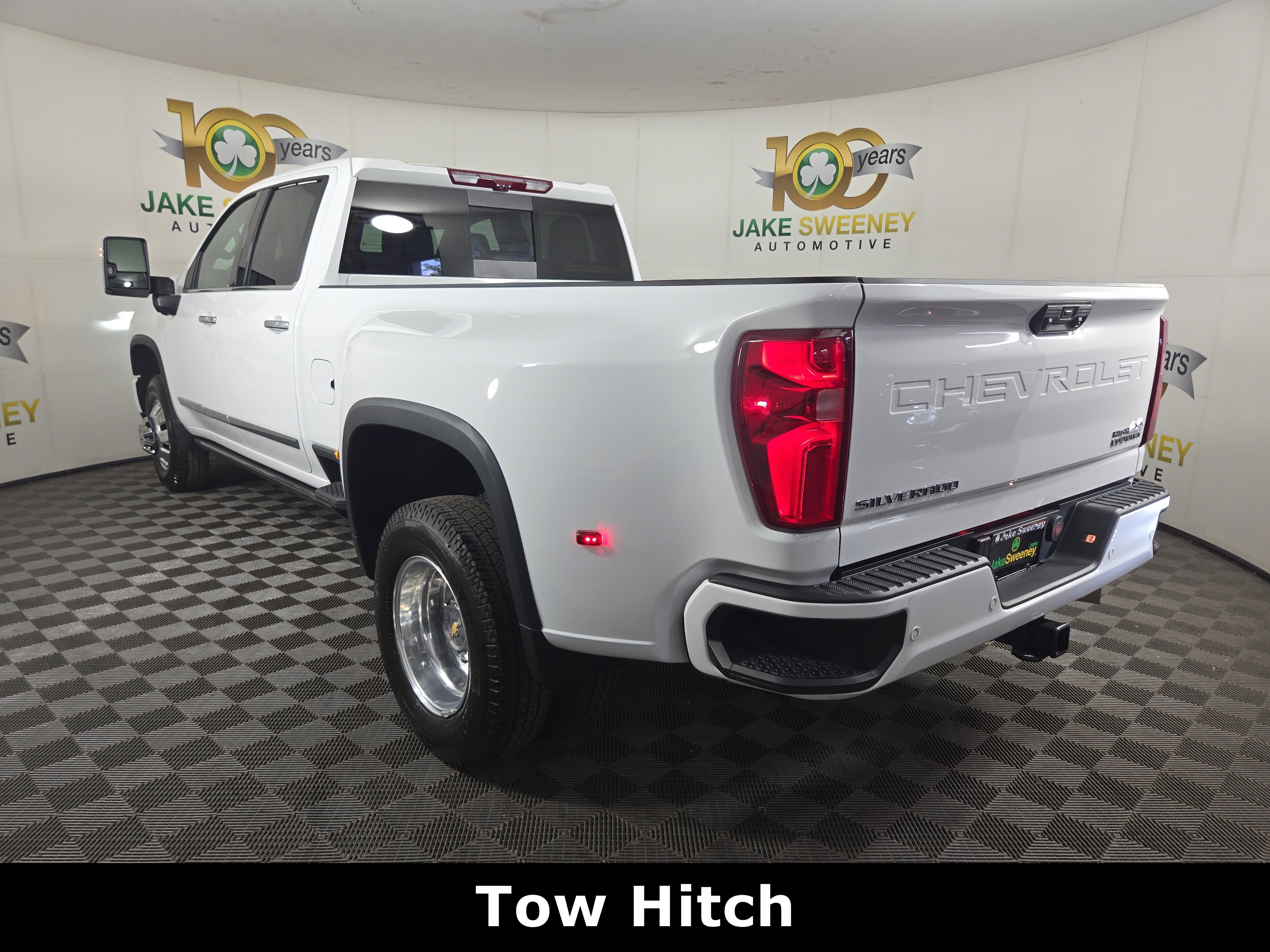Certified 2025 Chevrolet Silverado 3500 High Country w/ Technology Package AWD/4WD image 6