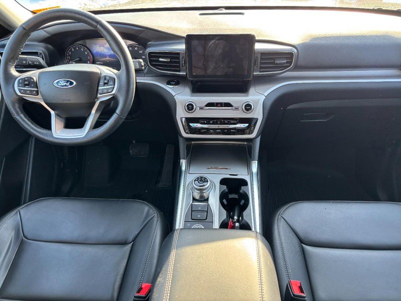 Used 2023 Ford Explorer XLT w/ Equipment Group 202A image 15