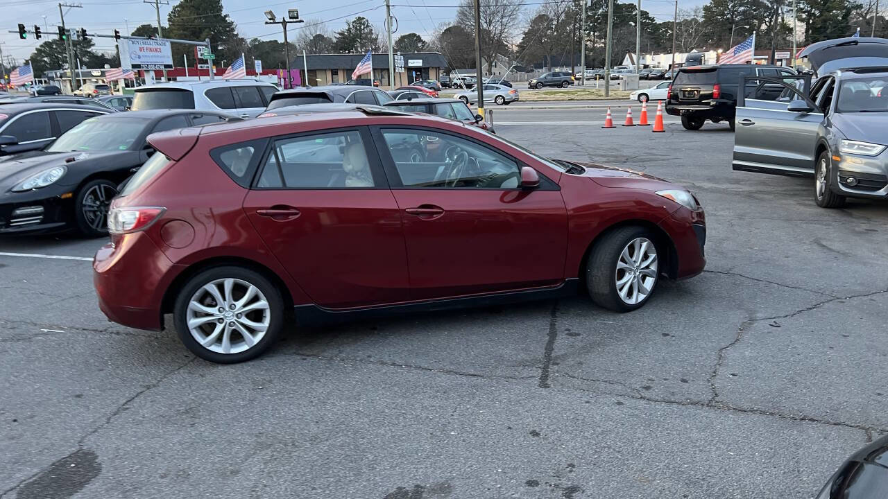 Used 2011 MAZDA MAZDA3 s Grand Touring w/ Tech Pkg image 7