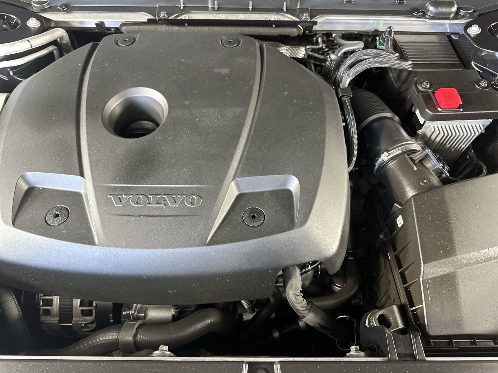 Used 2020 Volvo XC90 T5 Momentum w/ Protection Package Premier FWD image 28