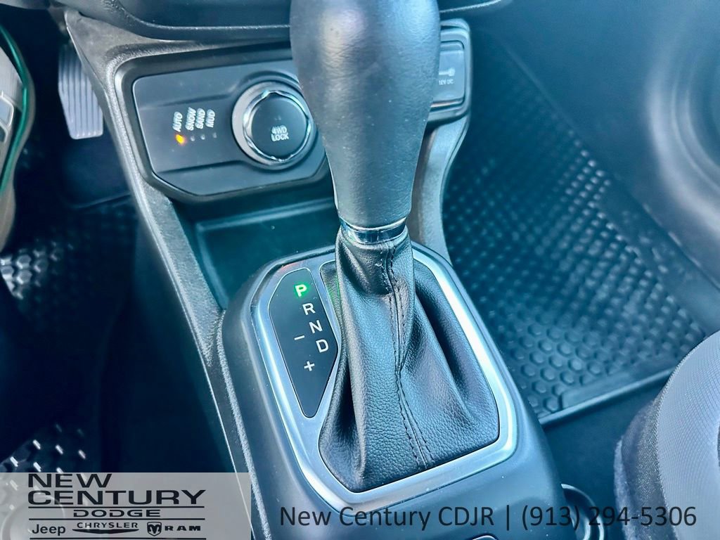 Used 2023 Jeep Renegade Latitude image 27