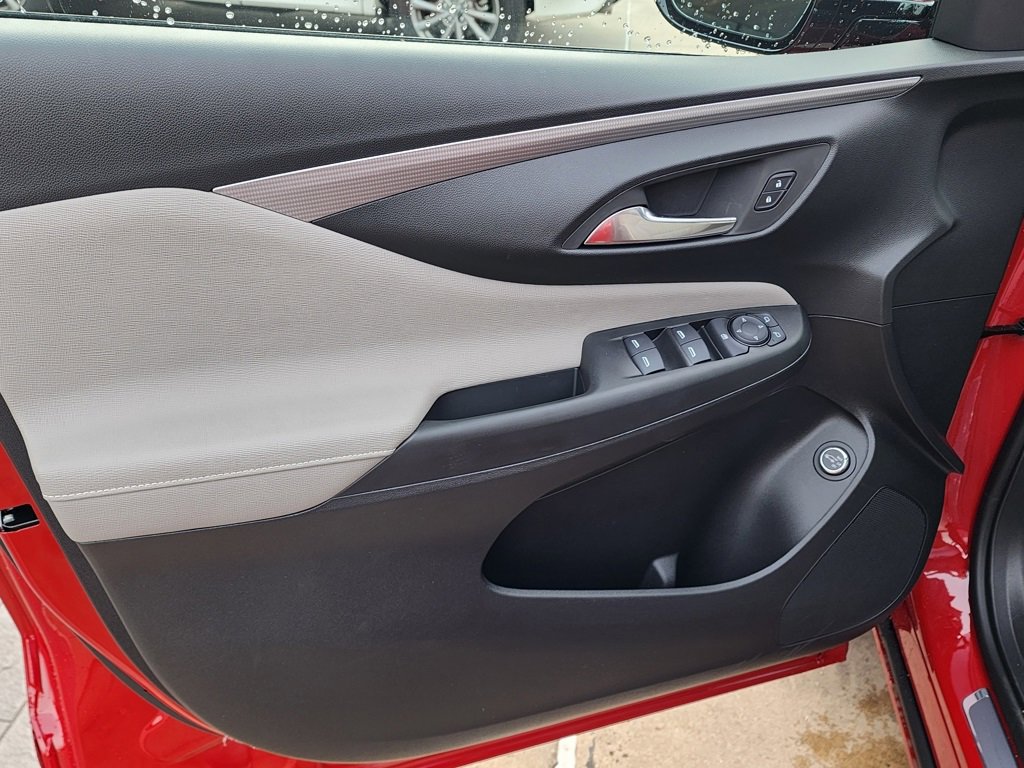 New 2026 Buick Envista Avenir image 13