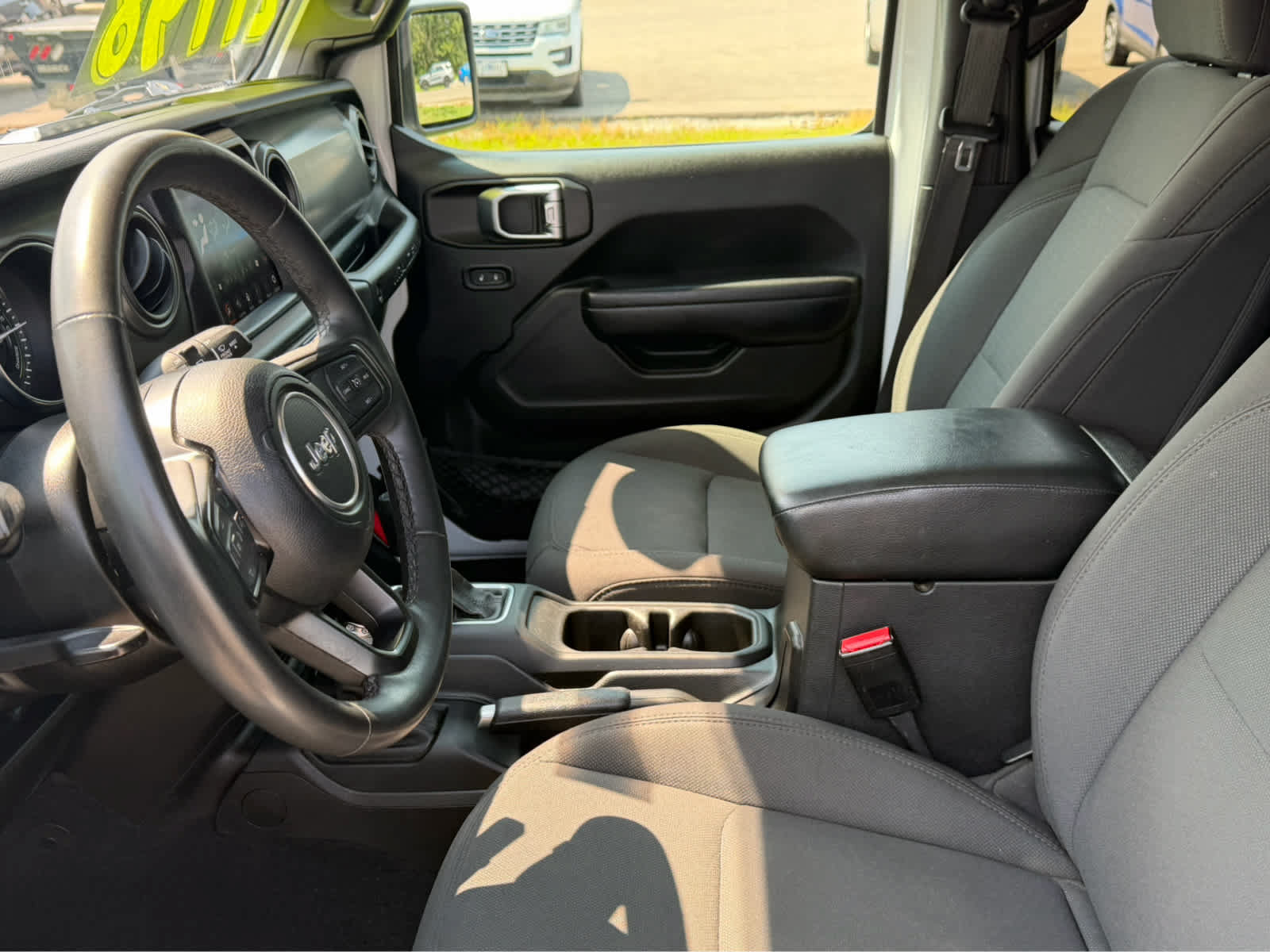 Used 2023 Jeep Wrangler Unlimited w/ Cold Weather Group AWD/4WD image 17