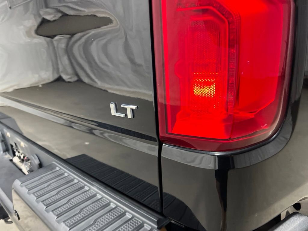 Used 2021 Chevrolet Silverado 1500 LT Trail Boss w/ Convenience Package II AWD/4WD image 17