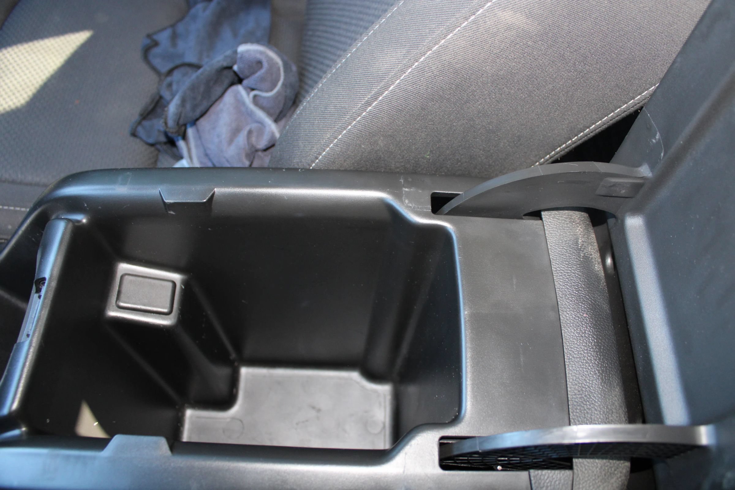 Used 2021 Chevrolet Colorado LT w/ Fleet Safety Package RWD image 29