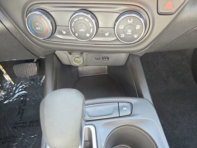 Used 2024 Chevrolet Trax RS w/ Driver Confidence Package image 27