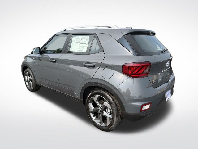 New 2026 Hyundai Venue SEL FWD image 38