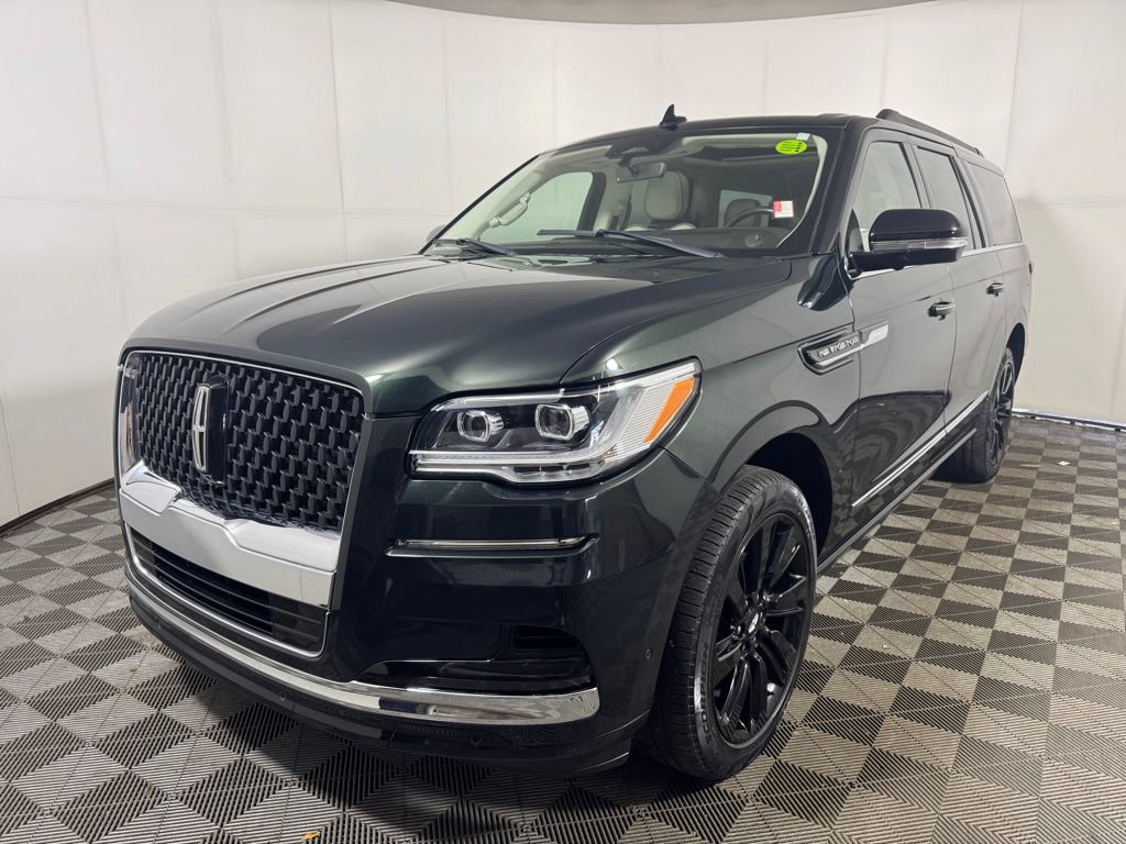 Certified 2023 Lincoln Navigator L Black Label AWD/4WD image 1