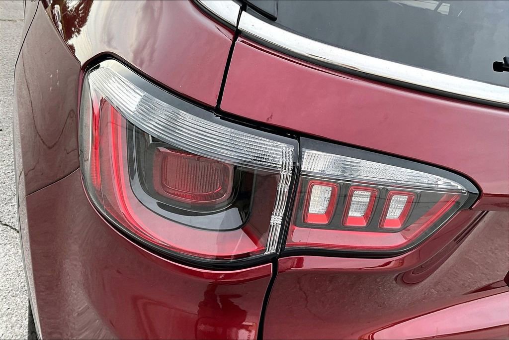 Used 2021 Jeep Compass Latitude AWD/4WD image 22
