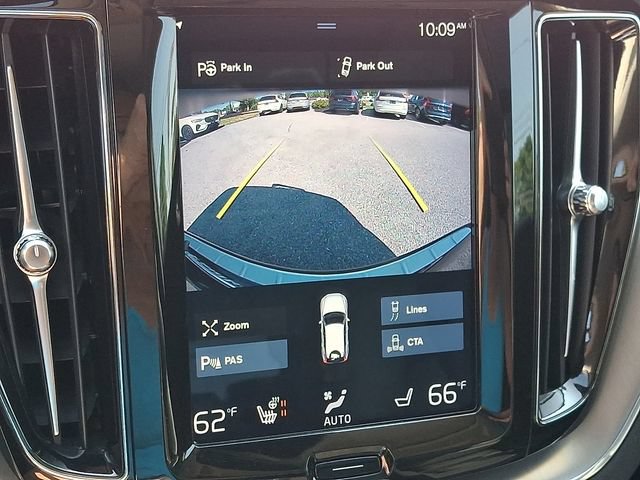 Used 2018 Volvo XC60 T5 Momentum w/ Vision Package AWD/4WD image 20