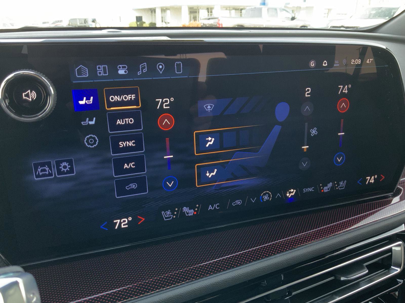 New 2026 Chevrolet Traverse RS w/ LPO, Floor Liner Package image 47