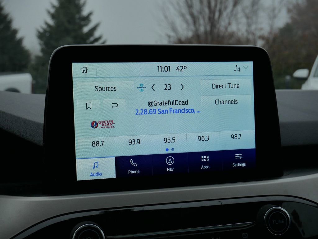 Used 2020 Ford Escape SE Sport image 28