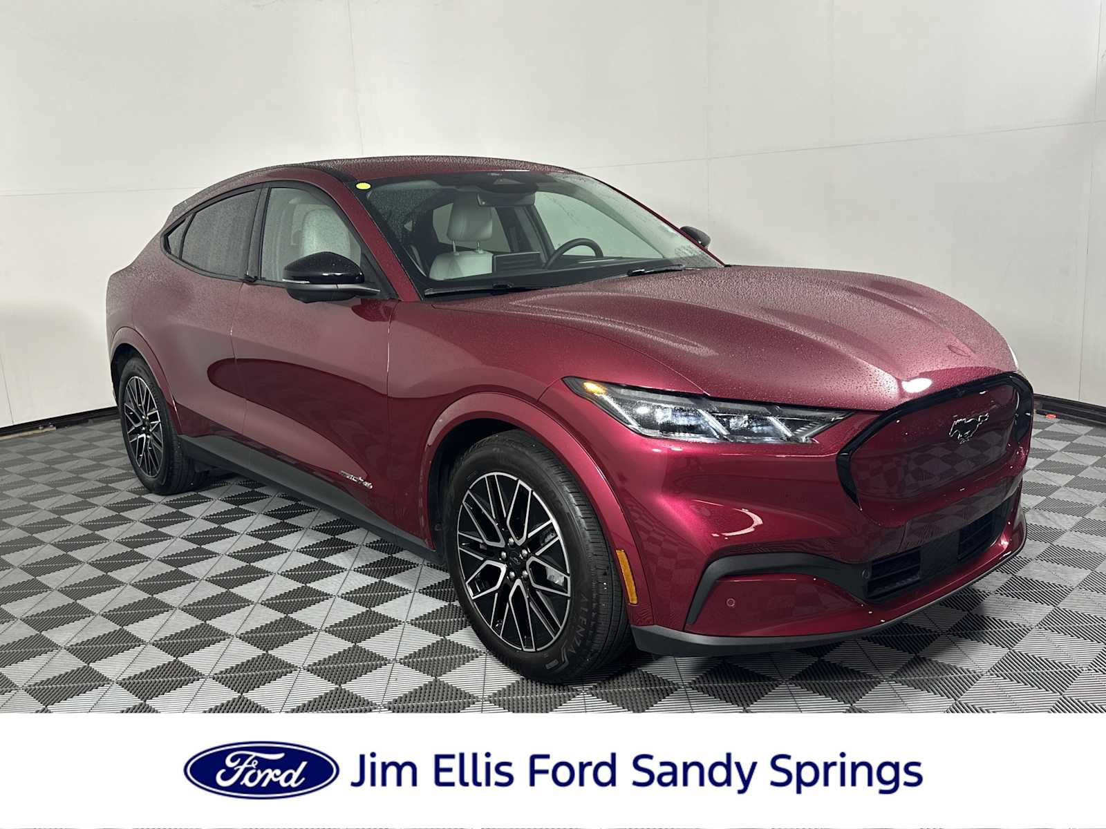 Used 2025 Ford Mustang Mach-E Premium AWD/4WD image 1