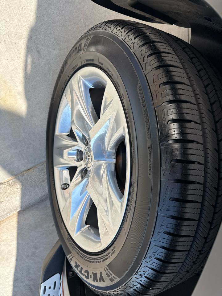 Used 2014 Toyota Highlander Limited image 19