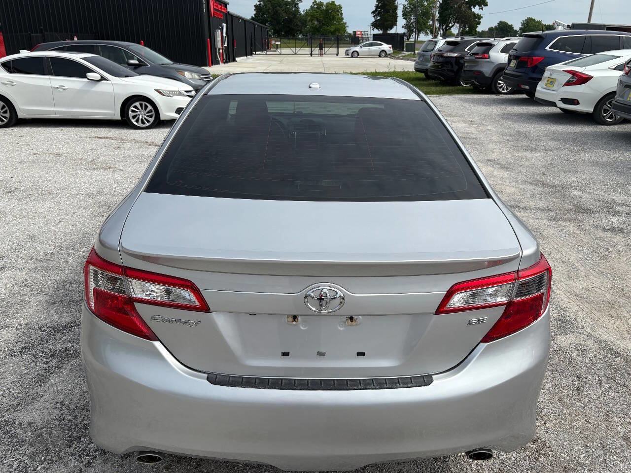 Used 2013 Toyota Camry SE w/ Convenience Pkg FWD image 17