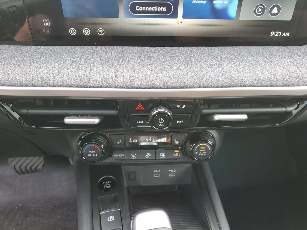 New 2026 Nissan Kicks SV w/ SV Premium Package FWD image 28