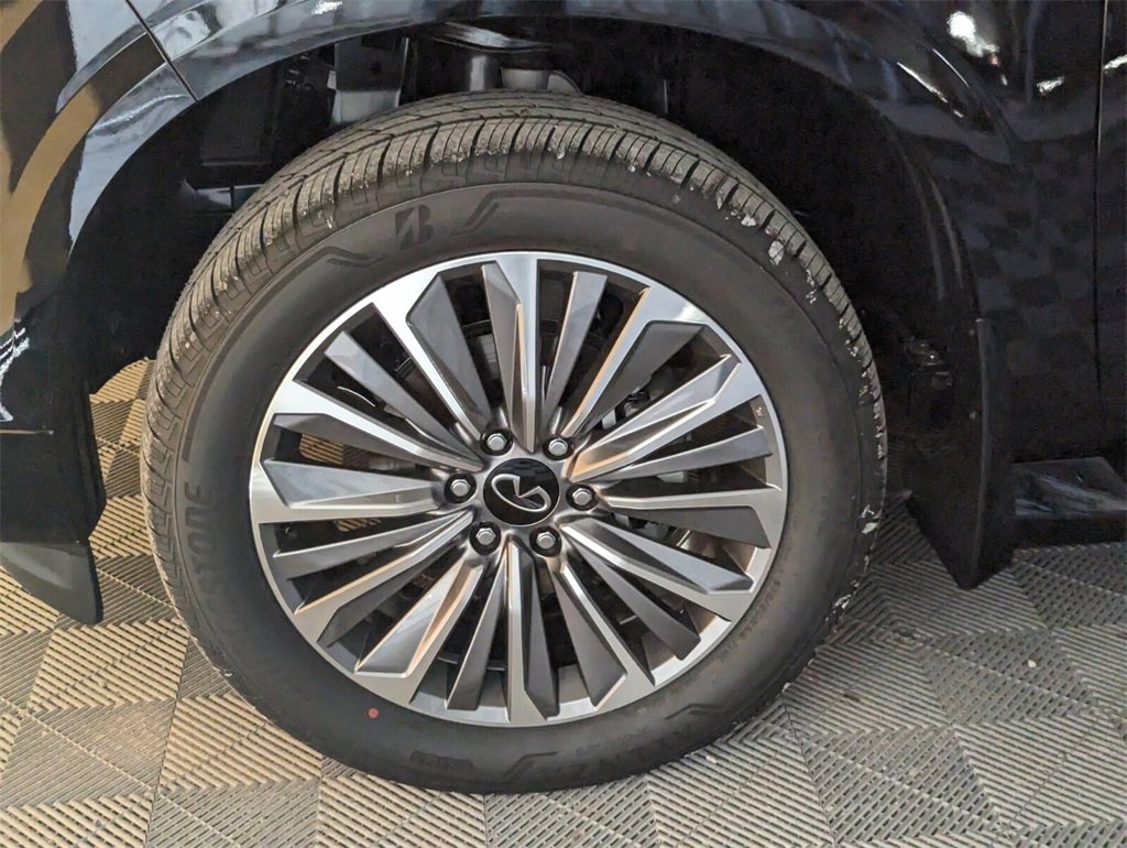 New 2026 INFINITI QX80 Luxe w/ Cargo Package image 12