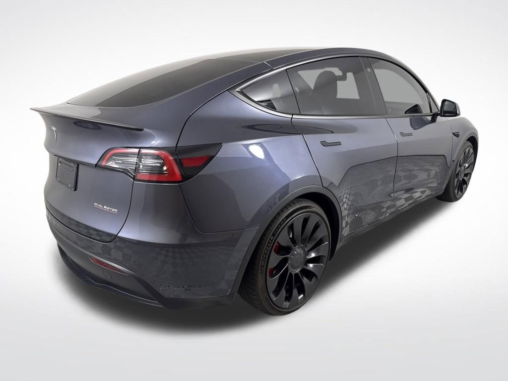 Used 2022 Tesla Model Y Performance image 3
