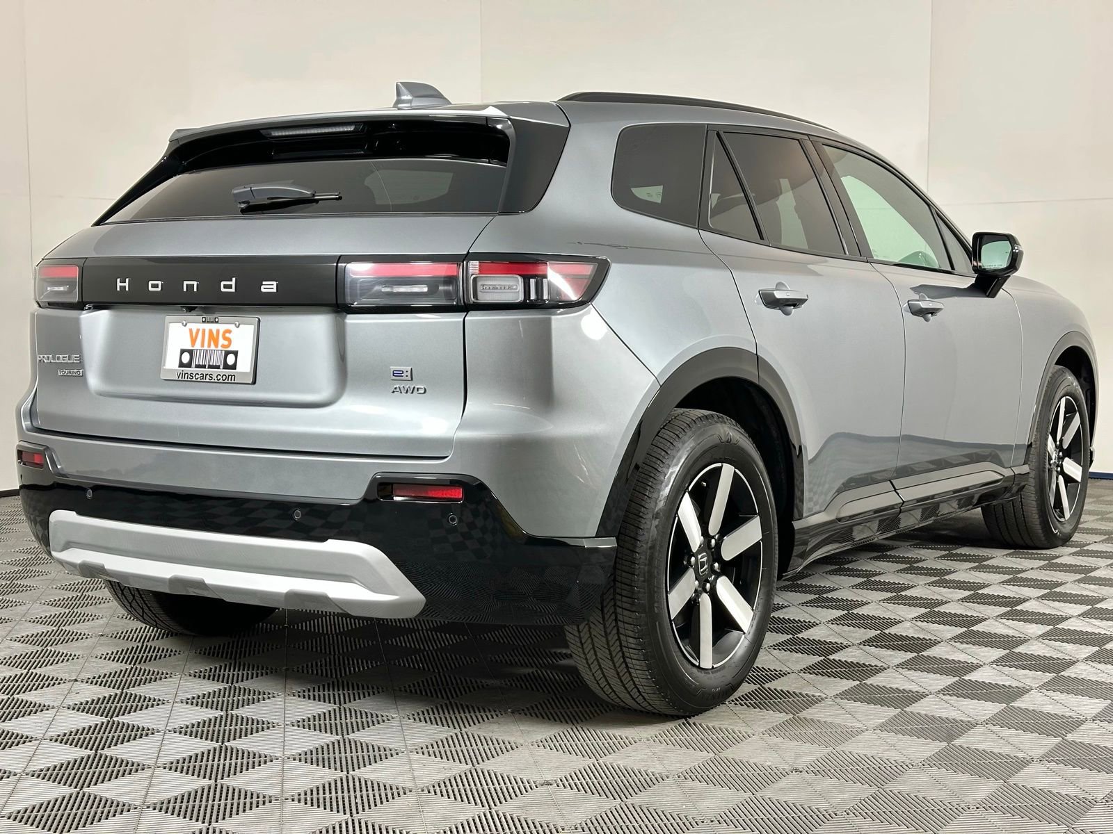 Used 2024 Honda Prologue Touring image 4