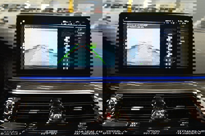 Used 2023 BMW 530i w/ M Sport Package image 31