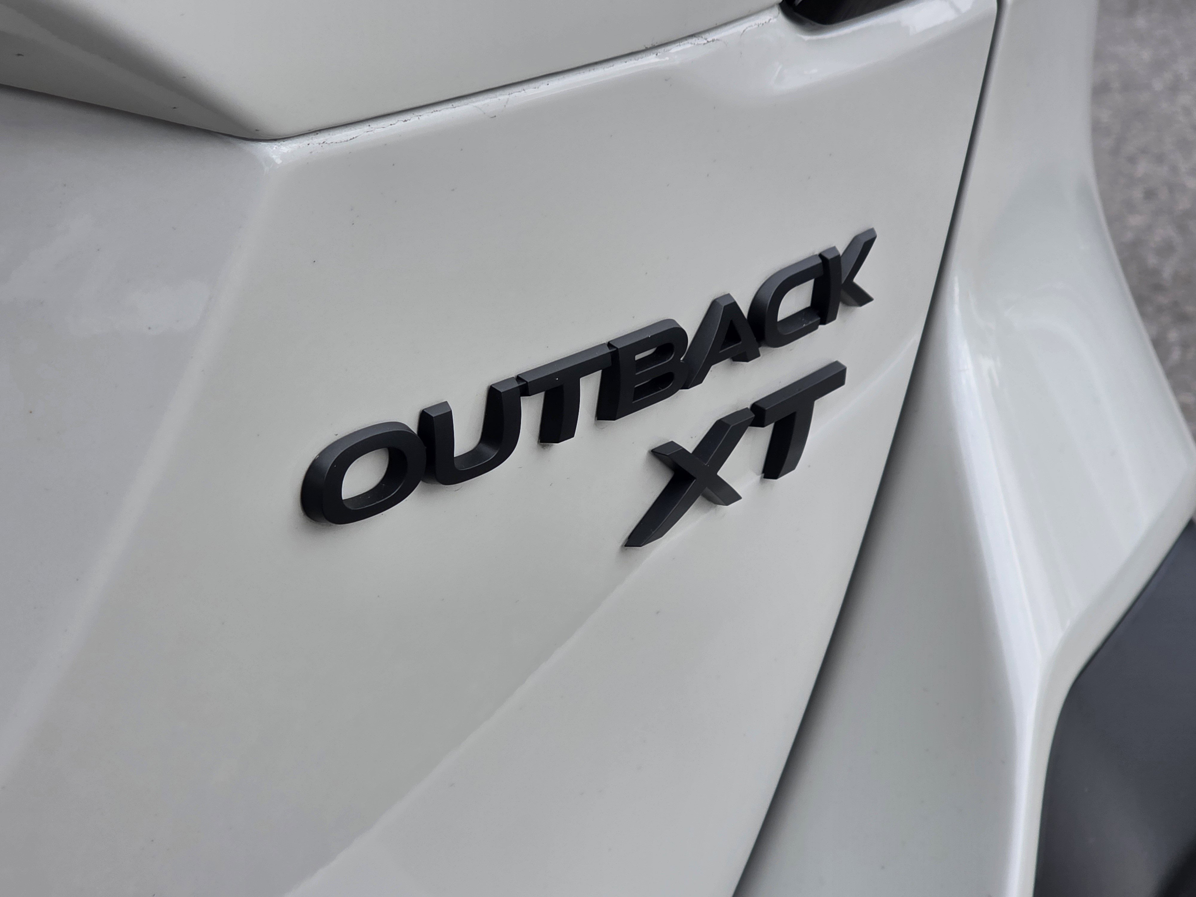 Certified 2025 Subaru Outback Onyx Edition XT w/ Popular Package #2 image 8