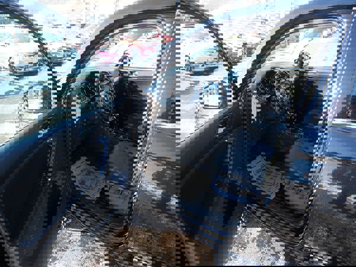 Used 2018 Volkswagen Tiguan SEL image 9