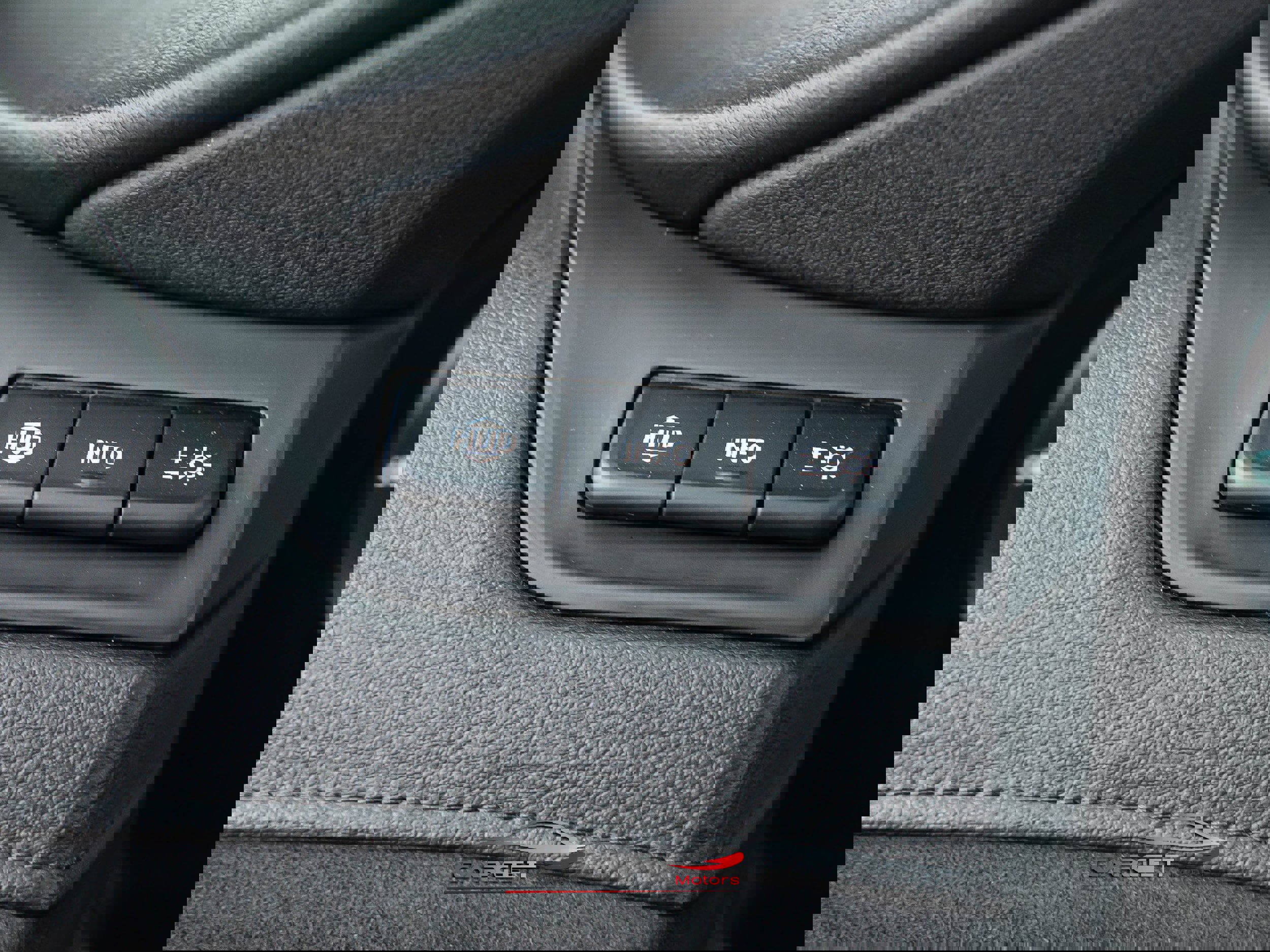 Used 2020 Cadillac Escalade Premium Luxury image 37