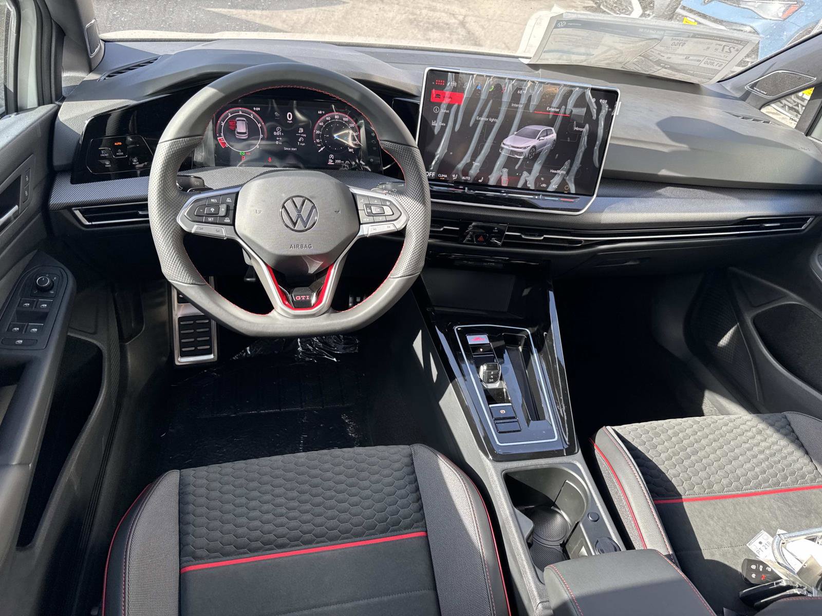 New 2026 Volkswagen GTI SE image 7