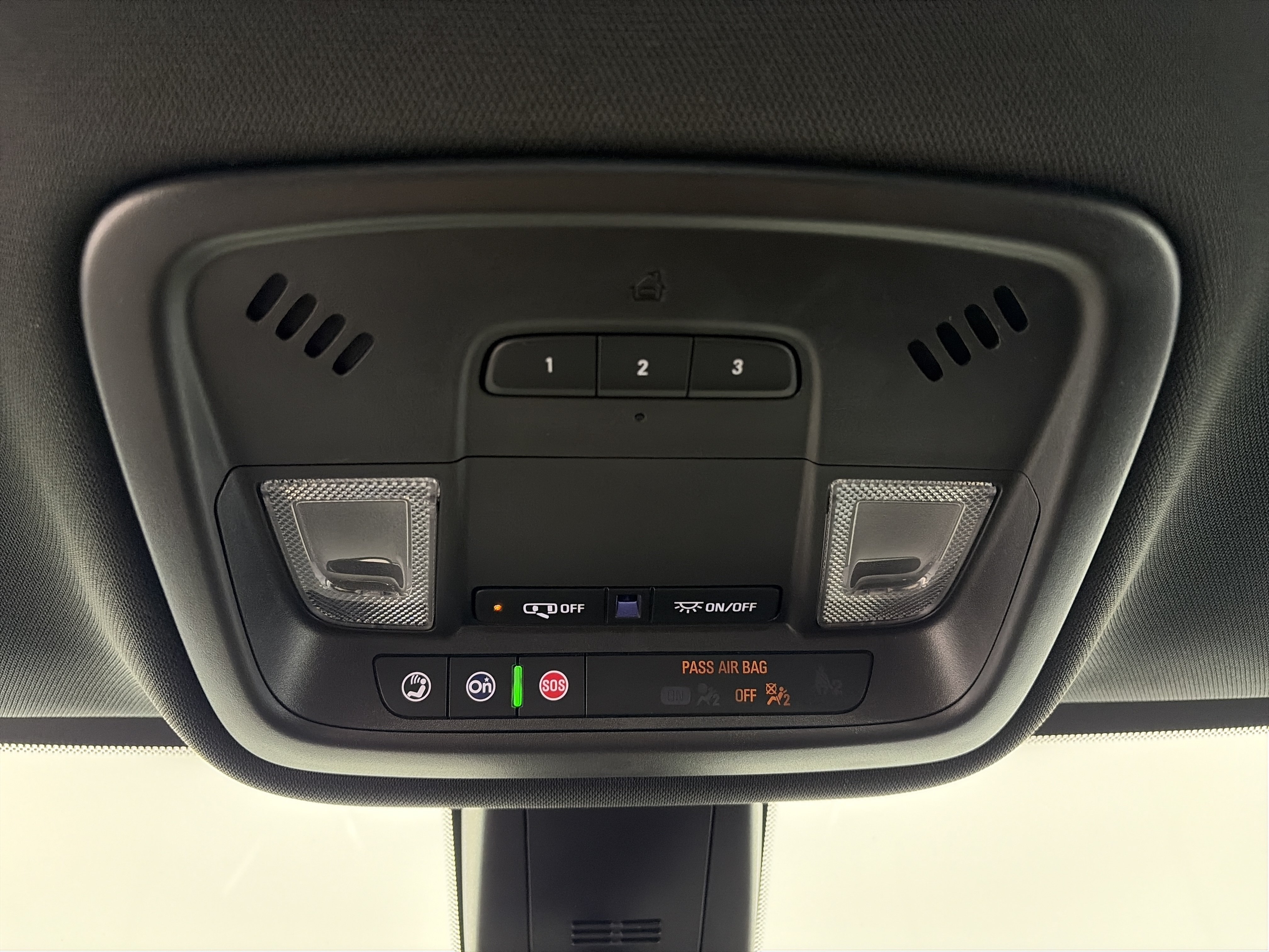 Used 2023 Chevrolet Traverse LT w/ LPO, Floor Liner Package AWD/4WD image 33