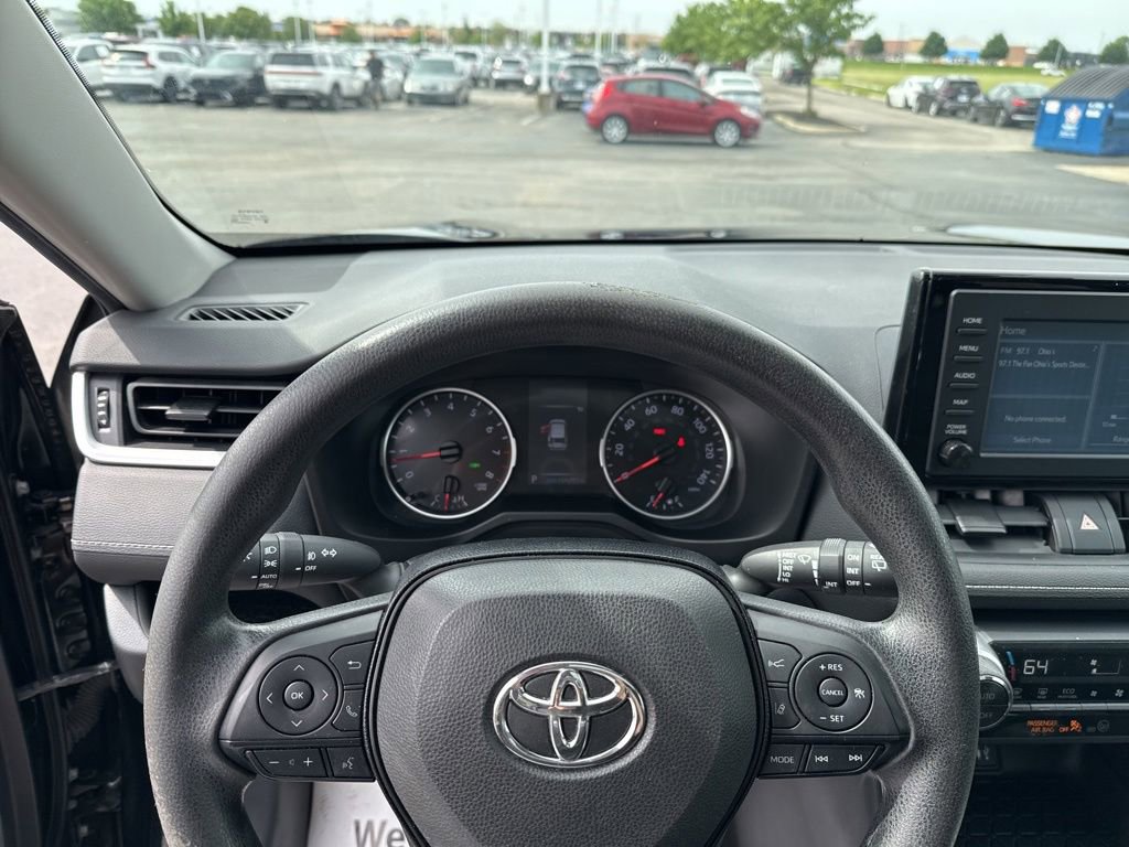 Used 2019 Toyota RAV4 XLE AWD/4WD image 13