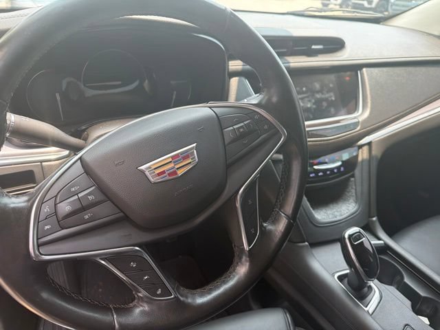 Used 2019 Cadillac XT5 Luxury AWD/4WD image 10