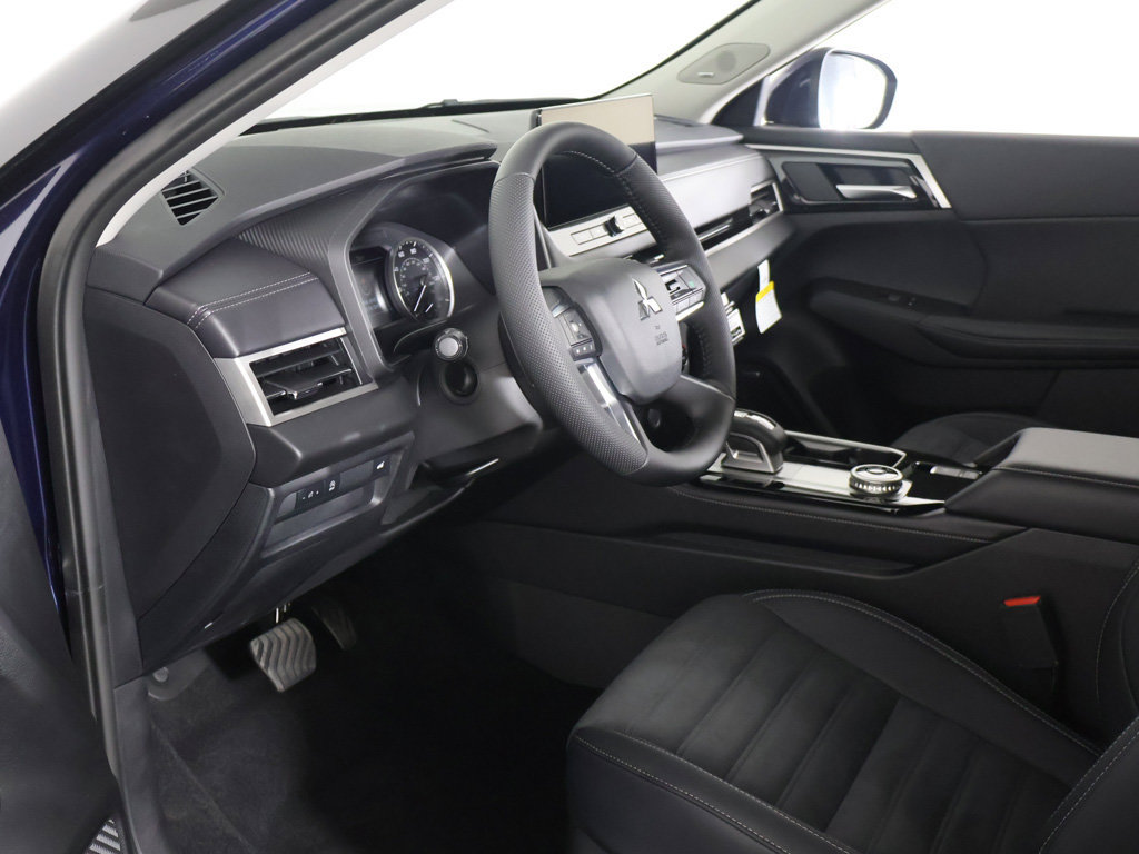 New 2026 Mitsubishi Outlander SE FWD image 24
